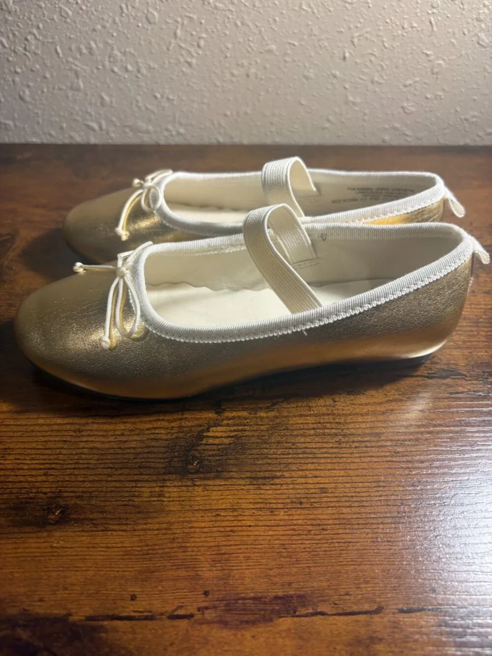 Girls Gold Metallic Ballet Flats with Bow & Mary Jane Strap